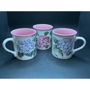 Vintage Potpourri Press Mugs - 1989 Hydrangea Floral, Set of 3.‎